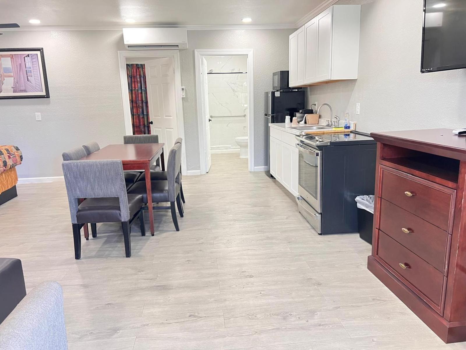 Sunshine Inn & Suites Venice, Florida Venice Gardens エクステリア 写真