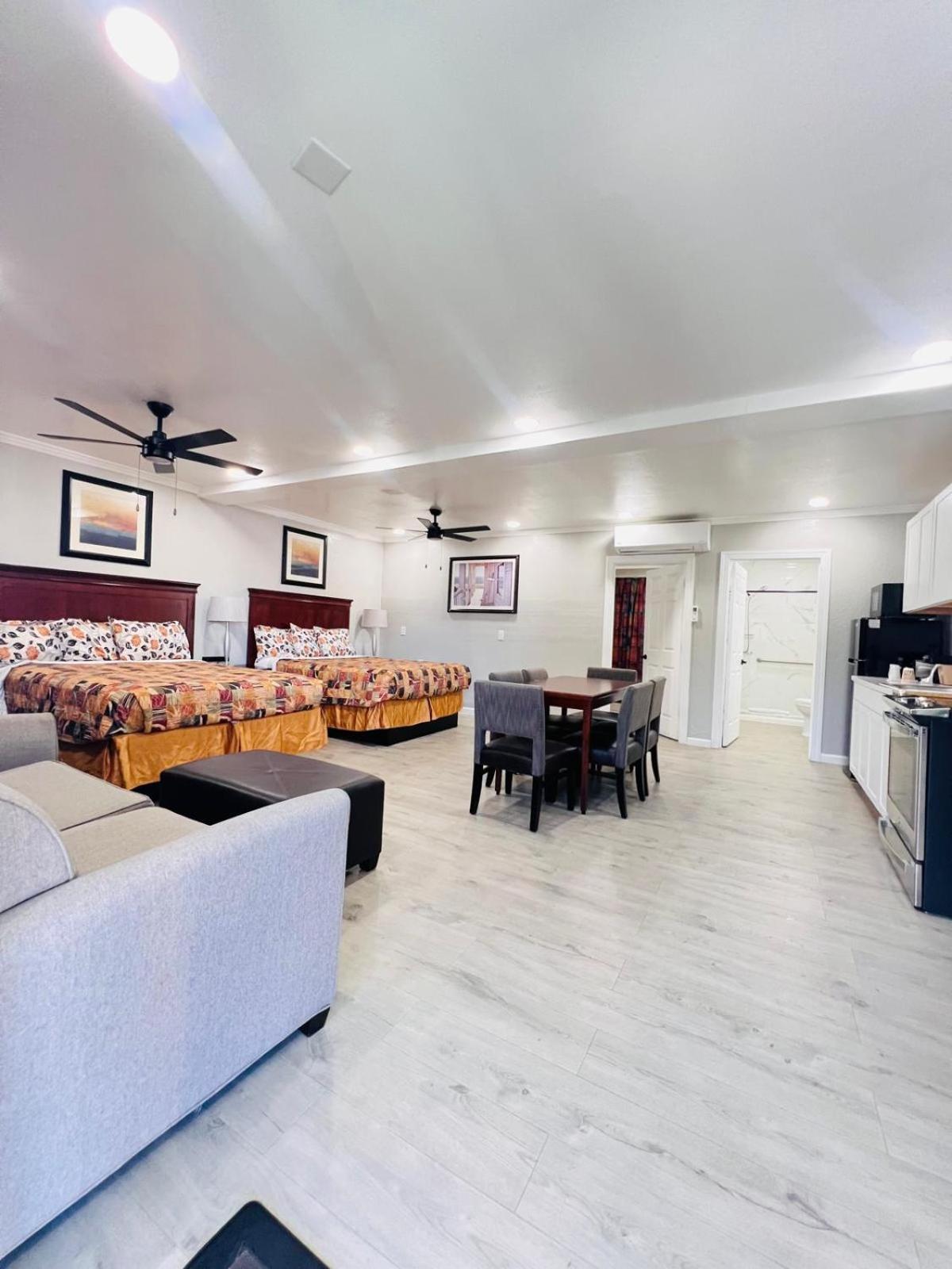 Sunshine Inn & Suites Venice, Florida Venice Gardens エクステリア 写真