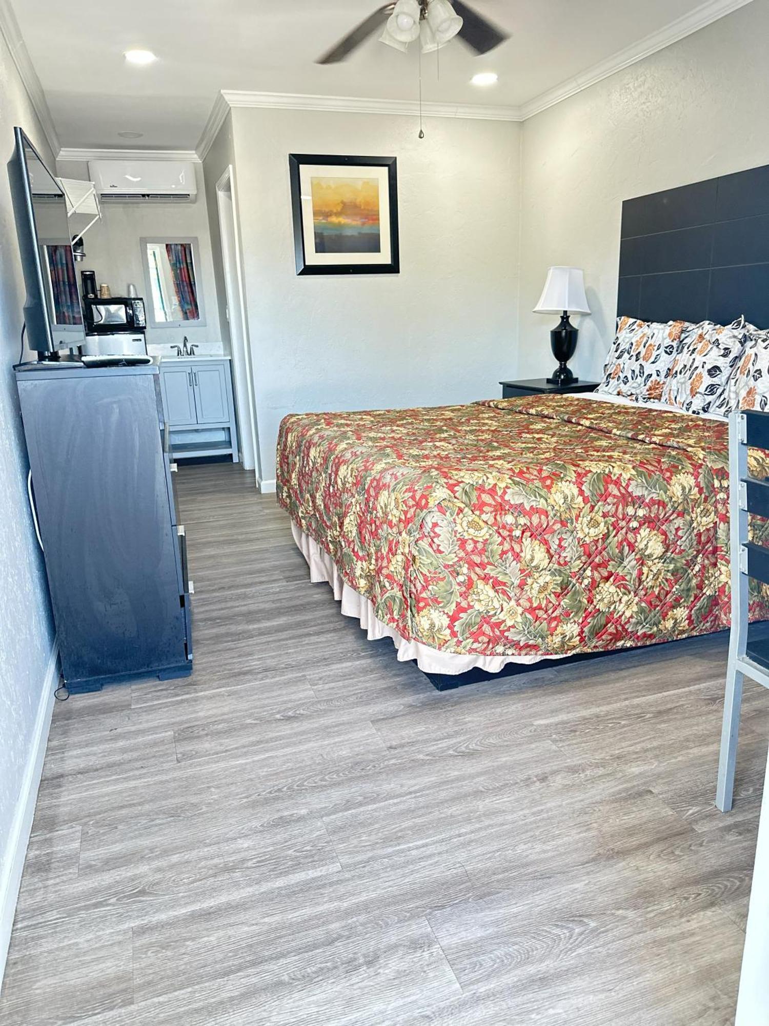 Sunshine Inn & Suites Venice, Florida Venice Gardens エクステリア 写真
