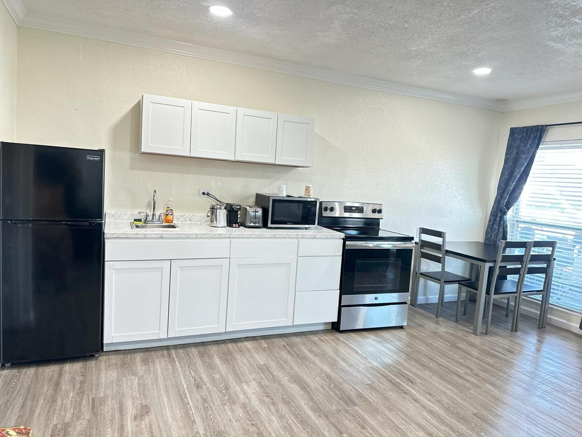Sunshine Inn & Suites Venice, Florida Venice Gardens エクステリア 写真