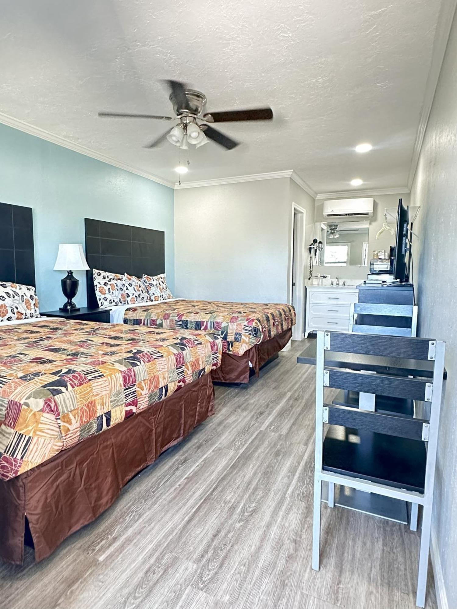 Sunshine Inn & Suites Venice, Florida Venice Gardens エクステリア 写真