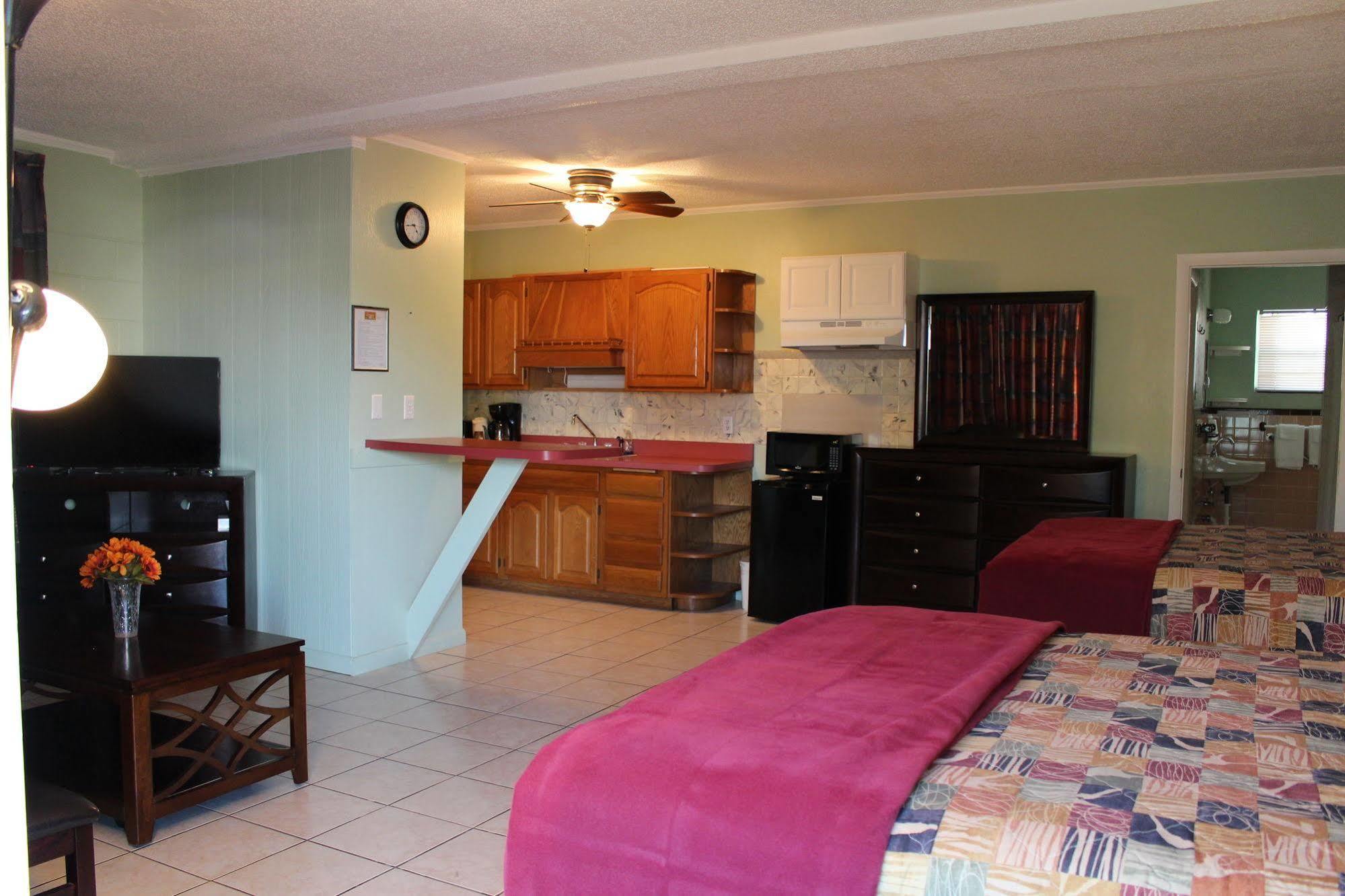 Sunshine Inn & Suites Venice, Florida Venice Gardens エクステリア 写真