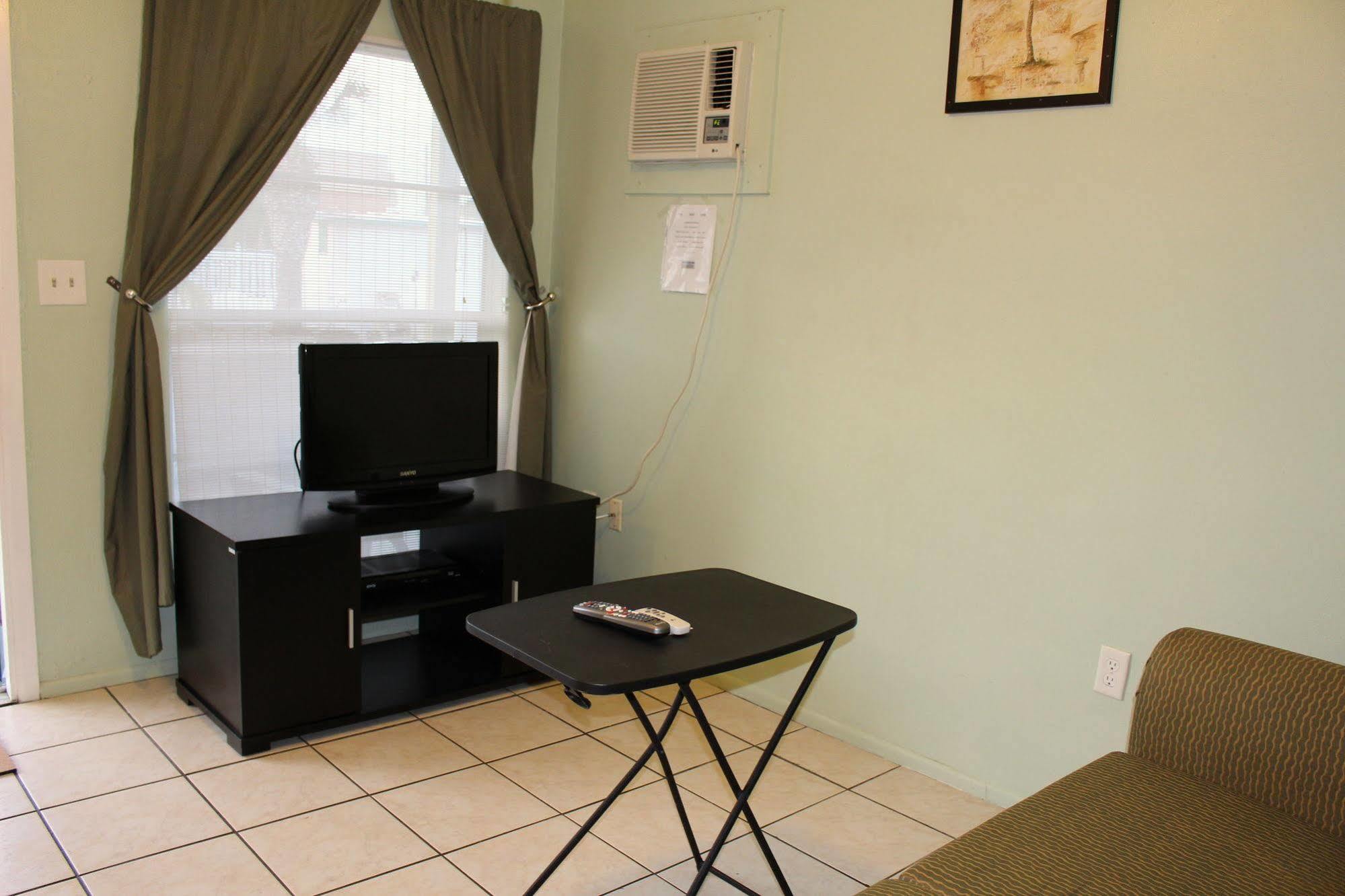 Sunshine Inn & Suites Venice, Florida Venice Gardens エクステリア 写真