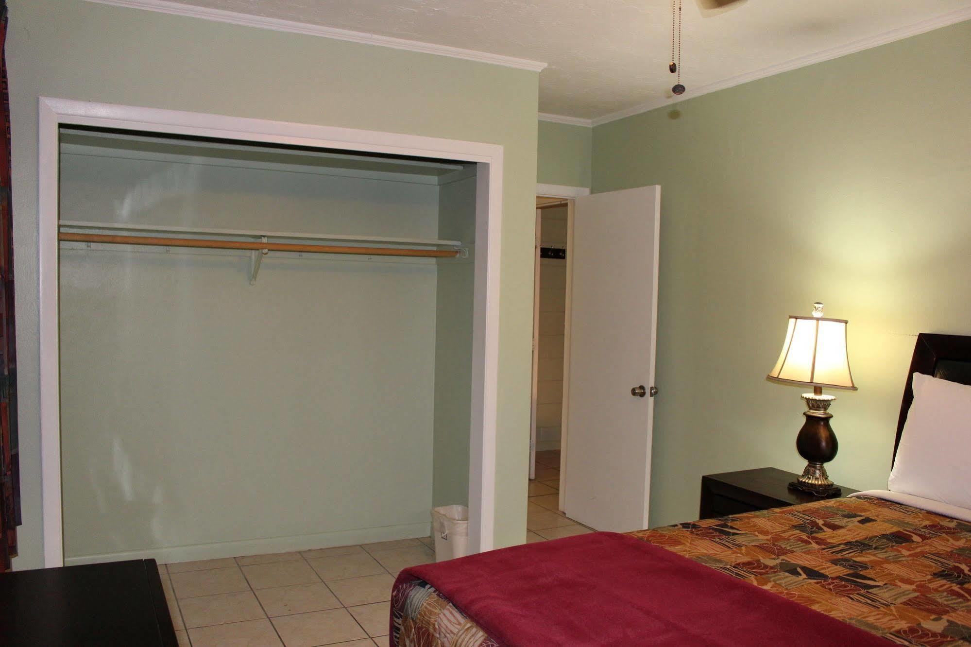 Sunshine Inn & Suites Venice, Florida Venice Gardens エクステリア 写真