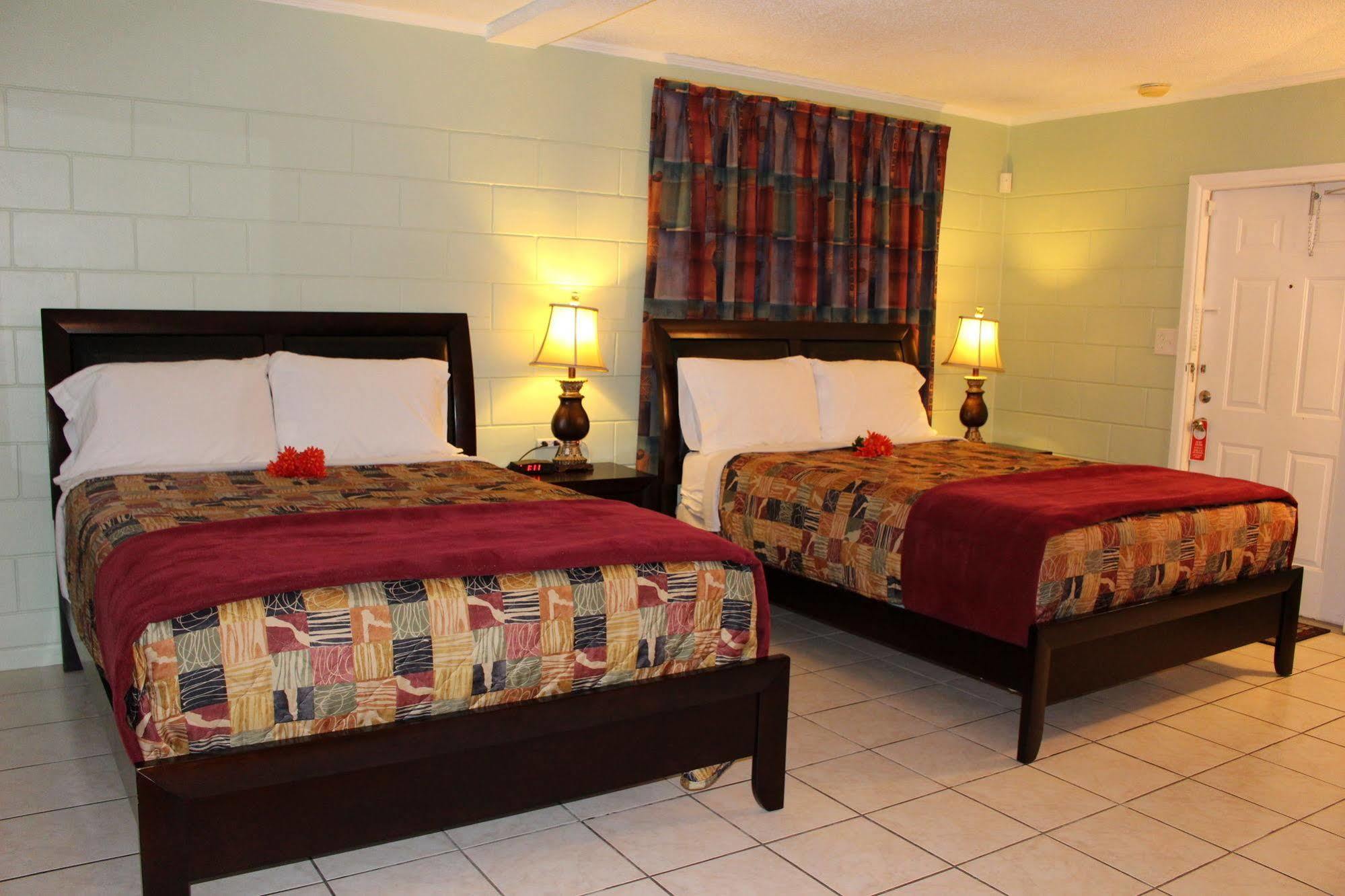 Sunshine Inn & Suites Venice, Florida Venice Gardens エクステリア 写真