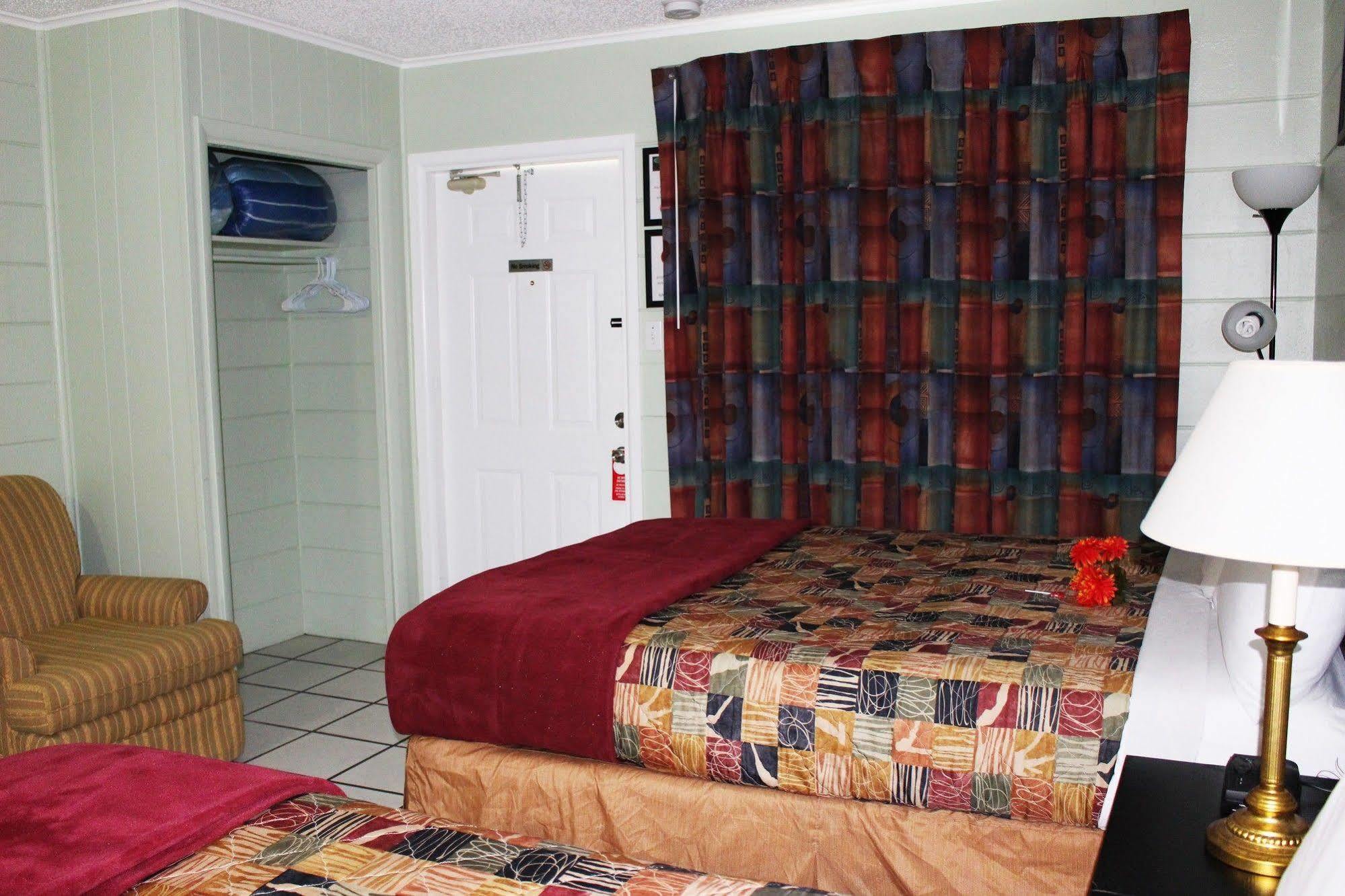 Sunshine Inn & Suites Venice, Florida Venice Gardens エクステリア 写真